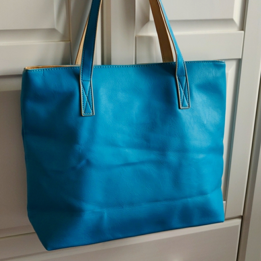 Blue Quench Tote Shoulder Bag